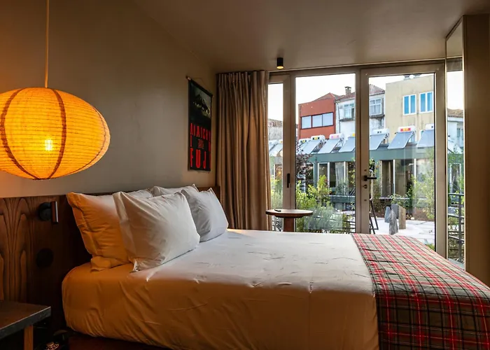 Chic&Basic Tokyo Hoose Oporto